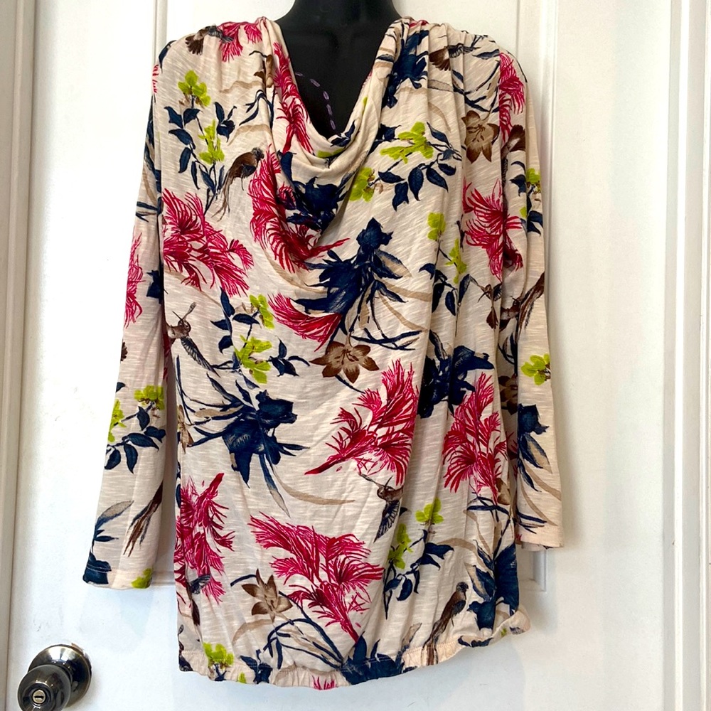 Floral printed long sleeve blouse